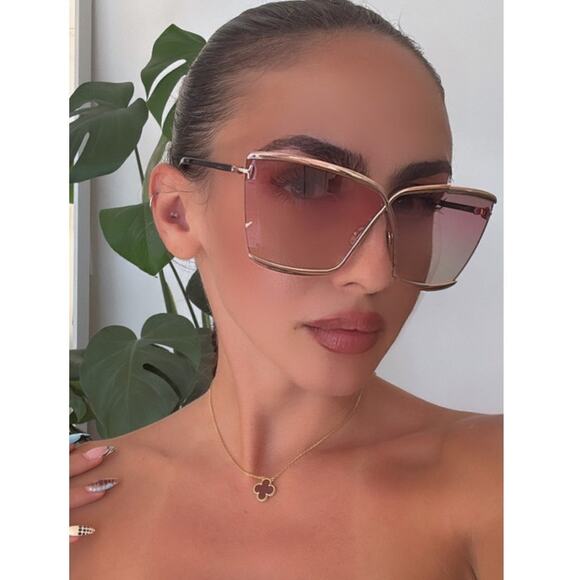 NEW Tom Ford FT0936 Elle Cat Eye Sunglasses in Gold Pink - Picture 1 of 7